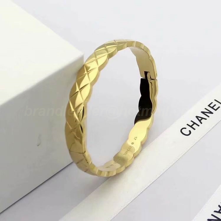 Chanel Bangles 158